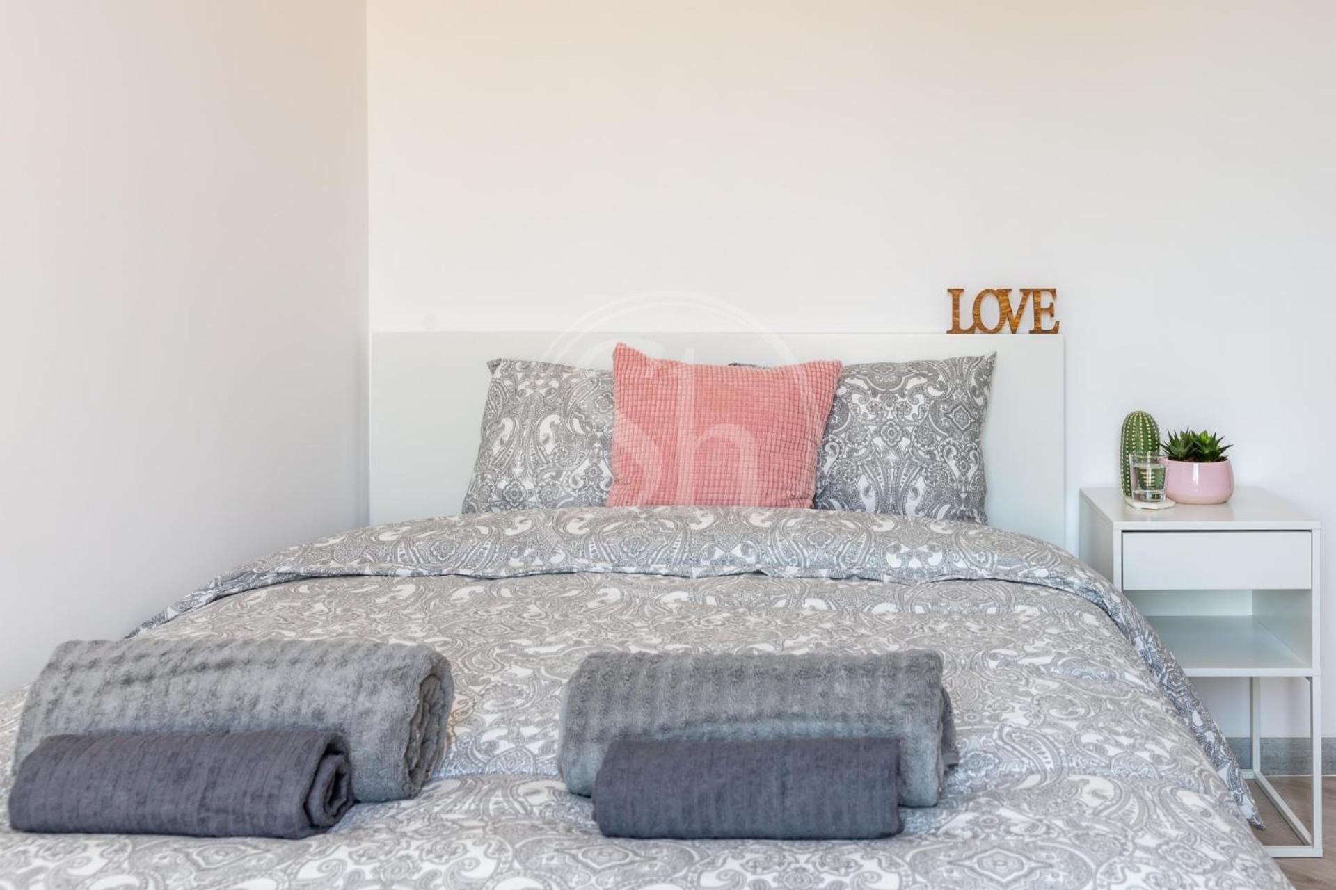 Apartment Near Sagrada Familia *